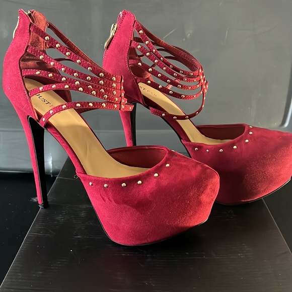 Burgundy 6in. Platform Heel - Picture 2 of 3